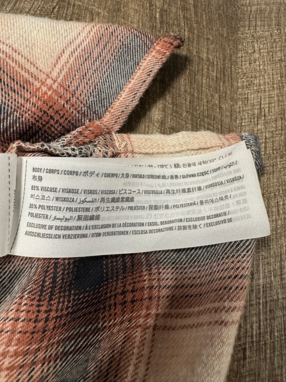 Hollister Plaid Button Front Shirt Size Small - Picture 7 of 8
